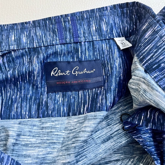 NWT - Robert Graham Men’s Tailored Fit Line-Print Sport Shirt - Size XL - Picture 7 of 10